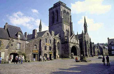 ville de locronan