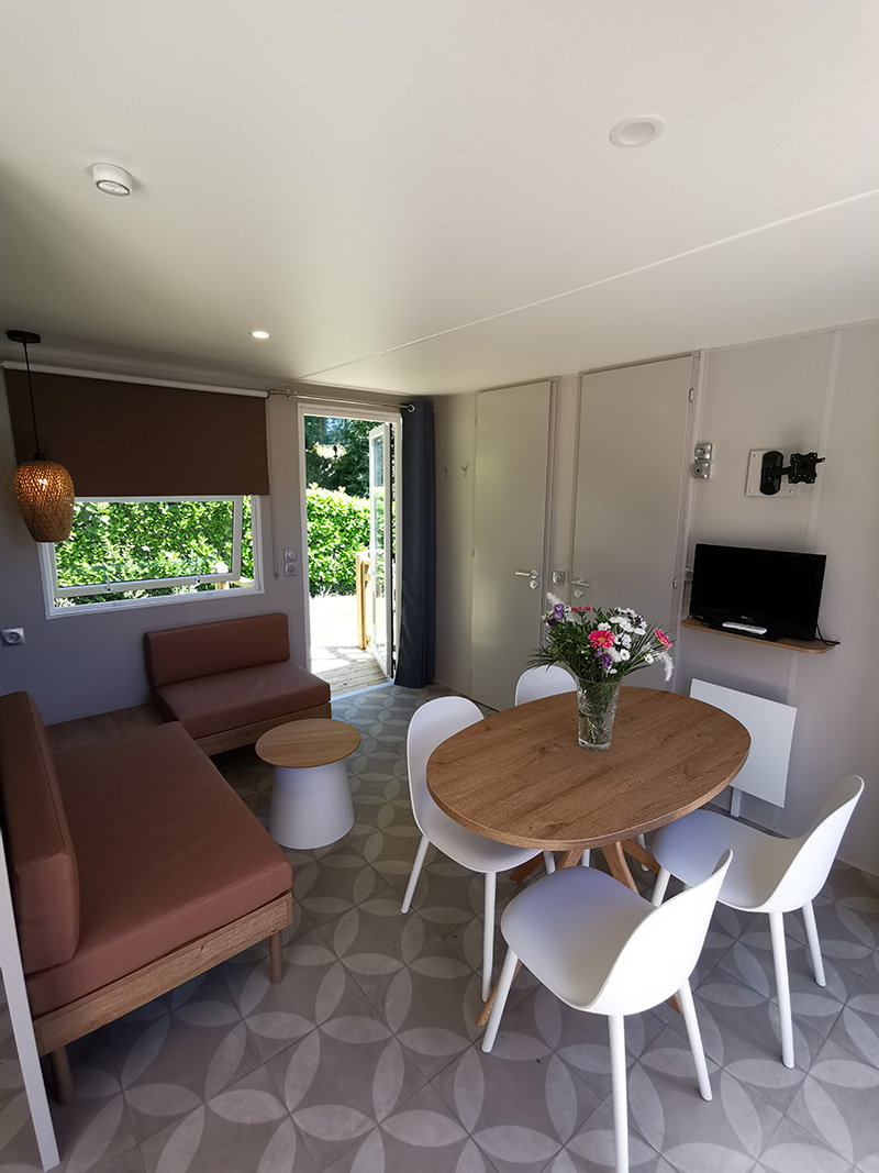 Salon mobile-home COTE JARDIN